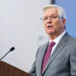 Trump Set to Interview Pro-Crypto Christopher Waller for Fed Chair