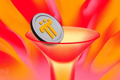 Crypto Fund Inflows Hit $716 Million as Bitcoin, XRP, and Chainlink Lead Institutional Shift