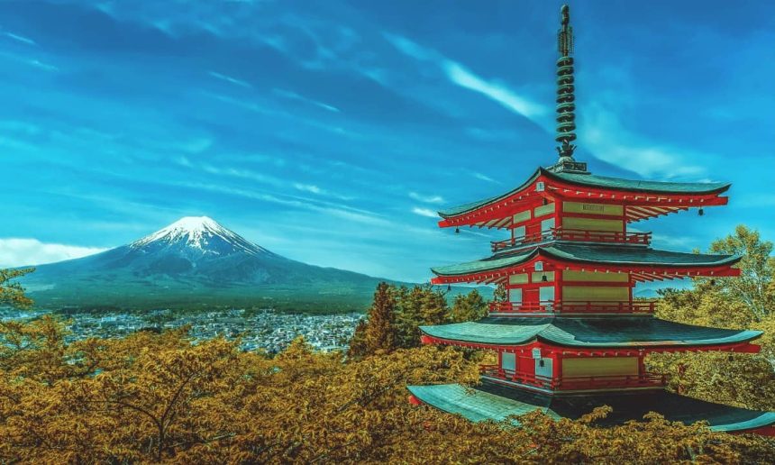 Japan Considers Stablecoin Tax Refunds for Foreign Tourists